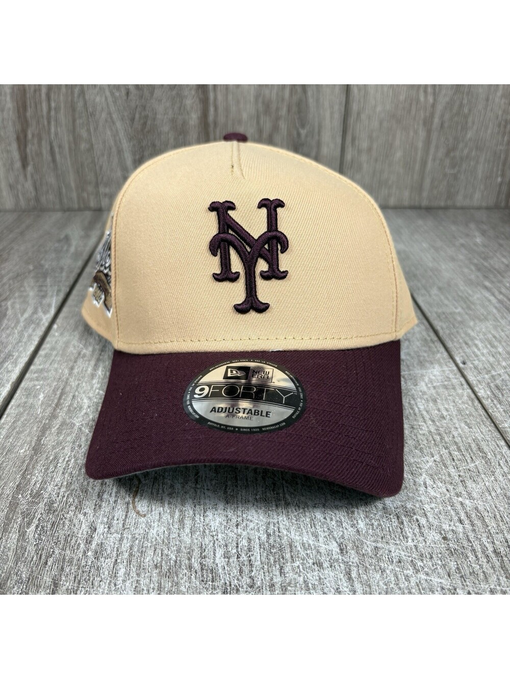 New Era 9FORTY Snapback Hat - New York Mets - Beige Cap & Maroon Bill - One Size